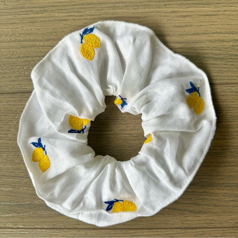 Luisa Positano Lemon Scrunchie 🍋
